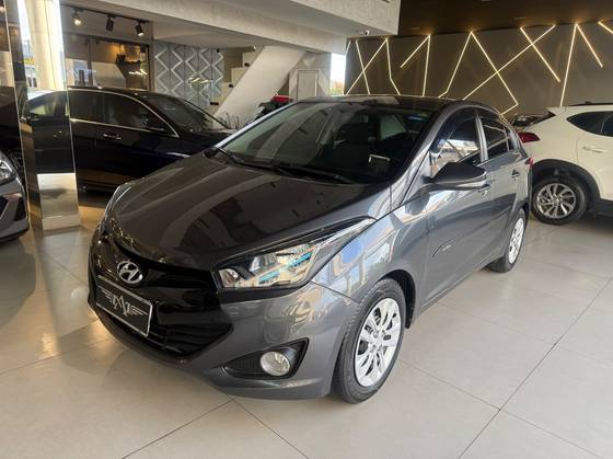HYUNDAI HB20S 1.0 COMFORT PLUS 12V FLEX 4P MANUAL